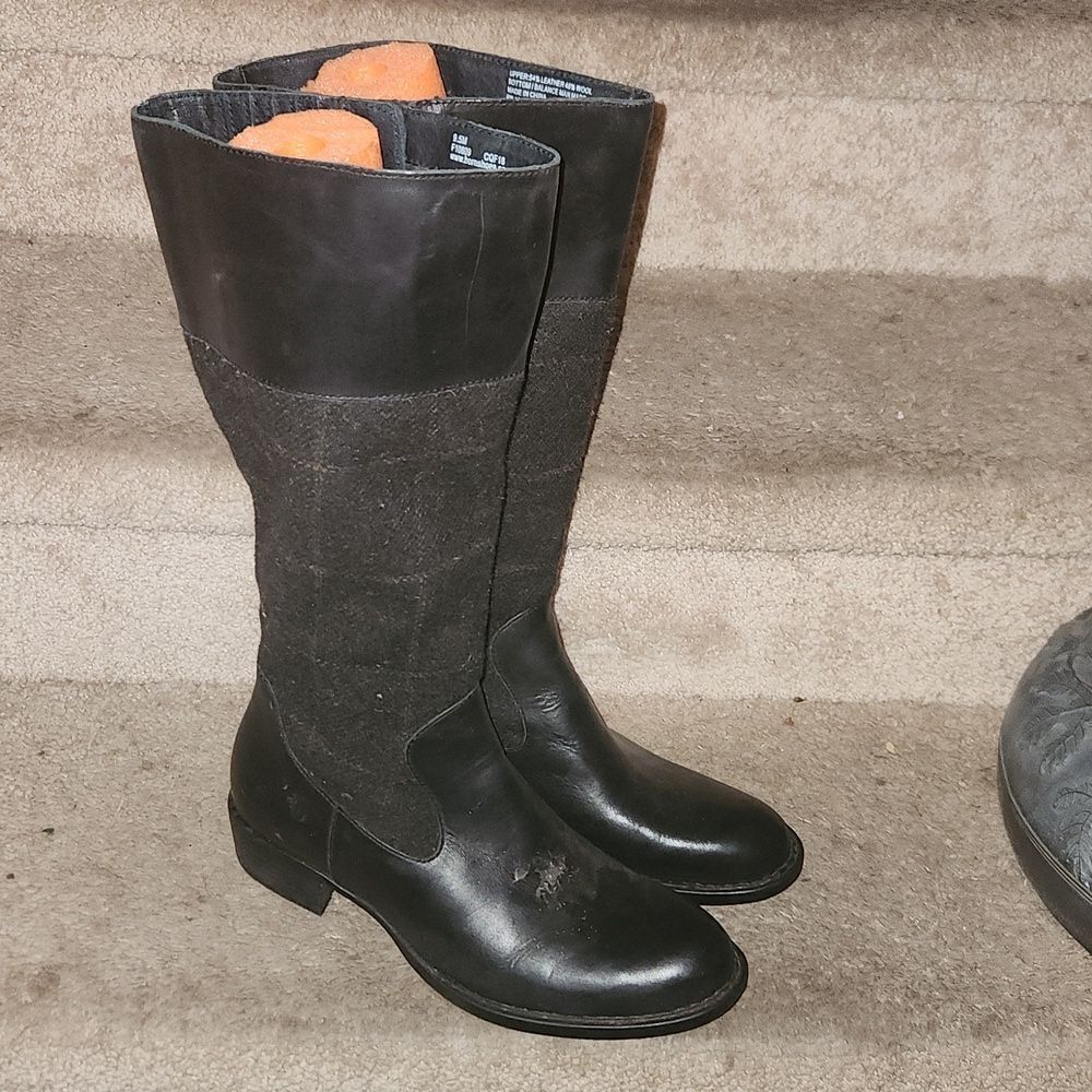 Born Leather & Wool Boots 9.5 Full Zip